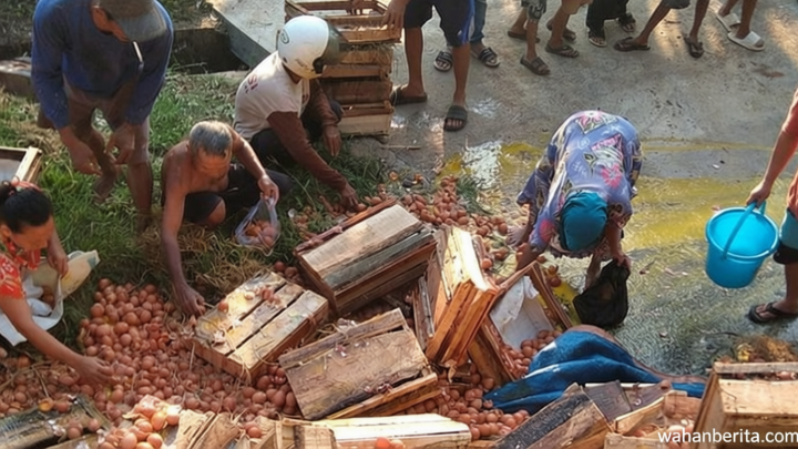 Visit Agenda: Viral Truk Angkut Telur di Purbalingga Dijarah Warga Usai Kecelakaan