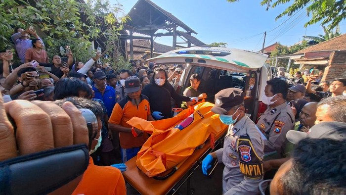 mayat-di-pekarangan-rumah-1784112256362_169