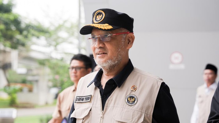 menteri-haji-dan-umrah-mochamad-irfan-yusuf-atau-gus-irfan-1782207551013_169