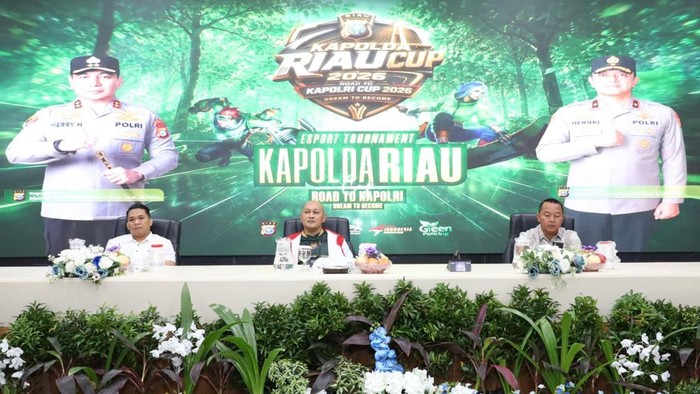 polda-riau-menggelar-turnamen-e-sport-mobile-legendsbang-bang-kapolda-riau-cup-2026-1783685552058_169