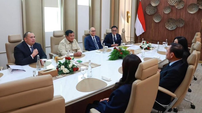 presiden-prabowo-subianto-bertemu-tiga-mantan-perdana-menteri-thailand-dok-ig-sekretariat-kabinet-1783609051246_169
