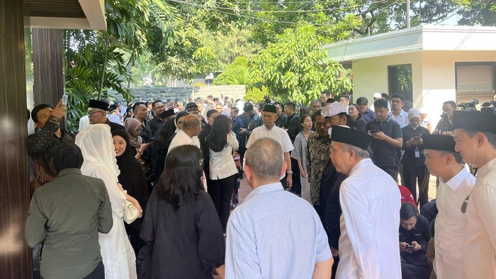 suasana-terkini-rumah-duka-rachmat-gobel-adhfardetikcom-1783653818716_169