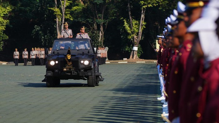 wakapolri-komjen-dedi-prasetyo-memimpin-upacara-penutupan-pendidikan-taruna-akademi-kepolisian-akpol-angkatan-ke-58-dok-istime-1783654200981_169