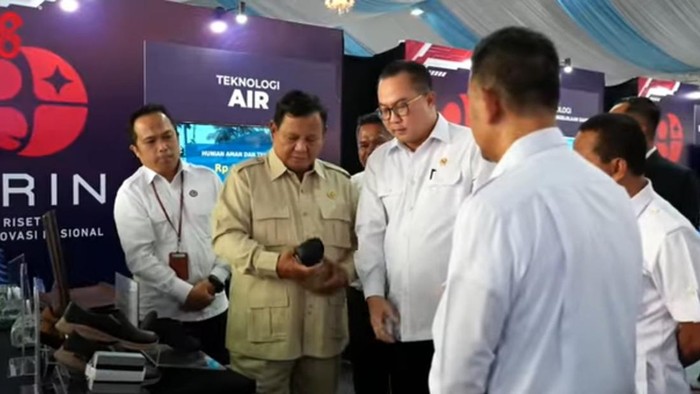 Kepala BRIN Ungkap Prabowo Tertarik Sepatu Buatannya, Diminta Kembangkan
