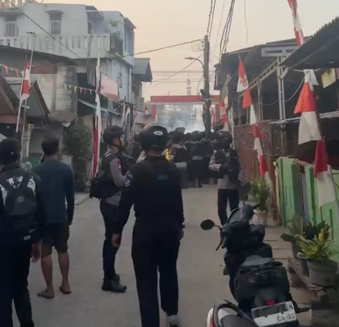 bnn-menggerebek-bandar-narkoba-di-kampung-bahari-jakarta-utara-1786585696547