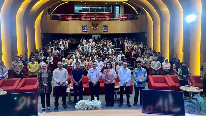 densus-88-antiteror-polri-gandeng-dinas-pendidikan-dki-jakarta-dan-kanwil-kemenag-dki-jakarta-menggelar-bedah-film-berjudul-ji-1787152073655_169