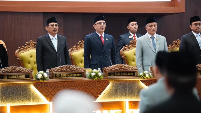 dprd-jatim-1786719646346_169