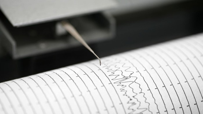 ilustrasi-gempa_169-1