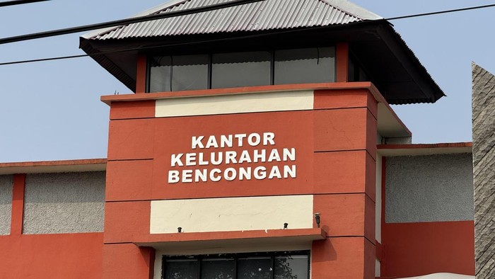 kantor-kelurahan-bencongan-di-tangerang-adhfardetikcom-1785918274531_169