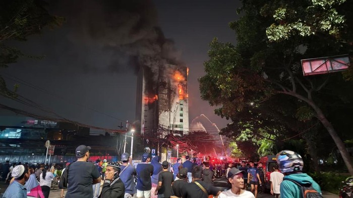 Polisi Periksa 10 Saksi Terkait Kebakaran 6 Lantai di Gedung Bapenda DKI