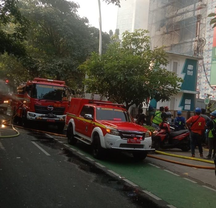 kebakaran-gedung-di-cikini-jakarta-pusat-jakpus-dok-tmc-polda-metro-jaya-1785920371696