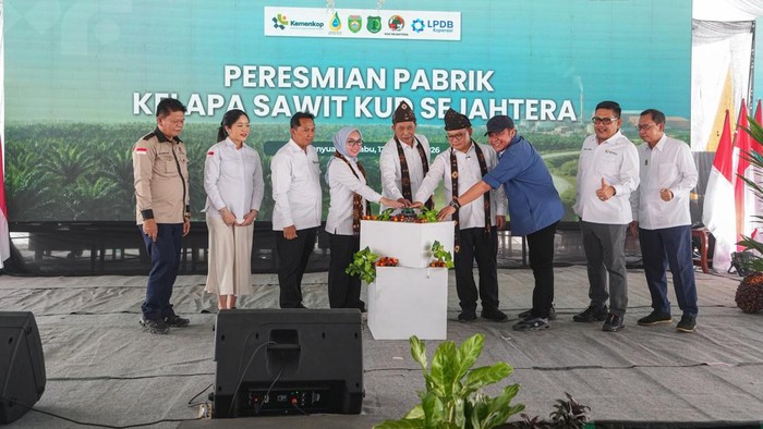 Menkop Resmikan Pabrik CPO KUD Sejahtera di Musi Banyuasin