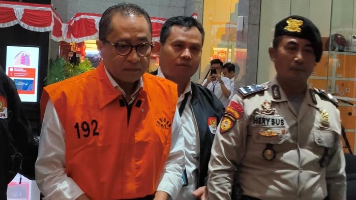 kpk-menahan-mantan-kepala-kantor-wilayah-kakanwil-direktorat-jenderal-pajak-djp-jakarta-khusus-muhammad-haniv-hnv-dalam-kasus-1787147398354_169