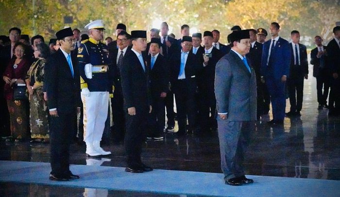 Momen Prabowo Pimpin Ziarah Nasional dan Renungan Suci di TMPNU Kalibata