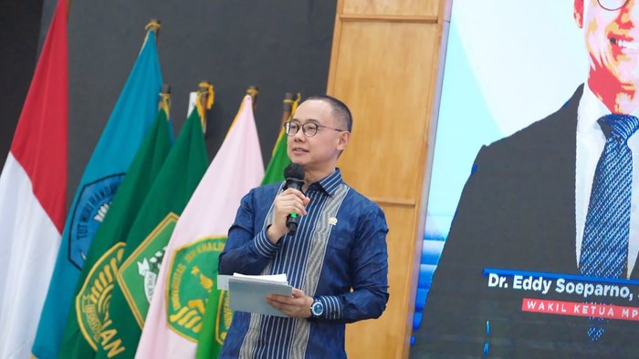mpr-goes-to-campus-di-titik-ke-51-eddy-soeparno-kembali-tegaskan-urgensi-penerapan-extended-producer-responsibility-epr-1785927116413