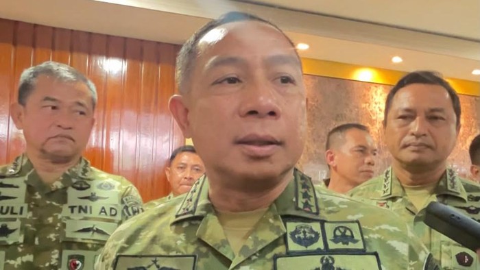 Panglima TNI Ikut Rapat di DPR, Imbau Masyarakat Tak Mudah Terprovokasi