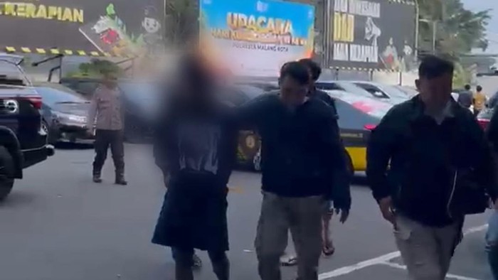 pelaku-pembunuhan-mahasiswa-stikes-kendedes-malang-1787133763208_169