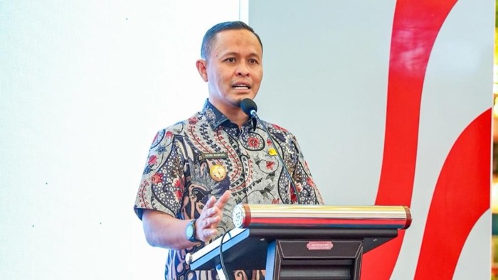 pemkot-pekanbaru-1786721214336_169