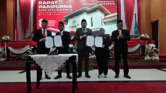 pemkot-surabaya-prioritaskan-perekonomian-penanganan-banjir-di-apbd-2027-1786710548481_169