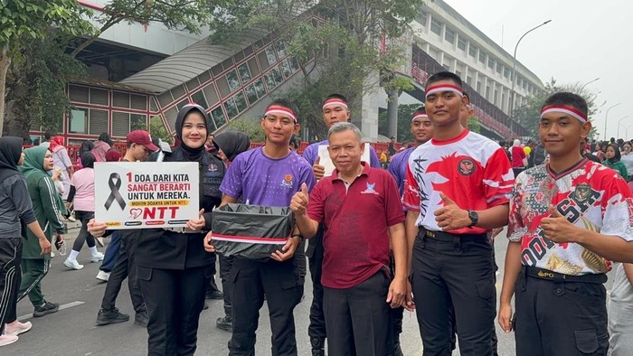 Semarak HUT Ke-81 RI, Brimob Polda Sumsel Sapa Warga dan Peduli NTT