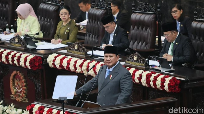 prabowo-sampaikan-rencana-apbn-2027-1786699285146_169