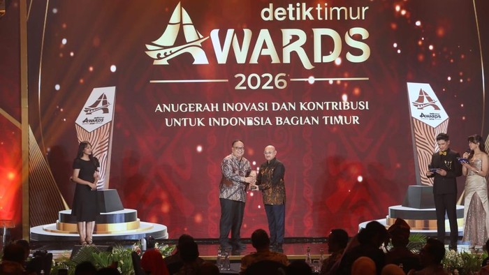 Raih Penghargaan detiktimur Awards, Harris Arthur Genjot Profesi Advokat