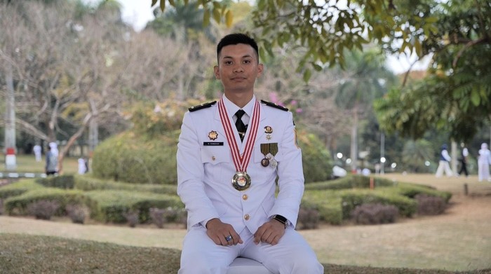 sempat-gagal-dua-kali-ramdhan-raih-predikat-lulusan-terbaik-ipdn-1786021687636