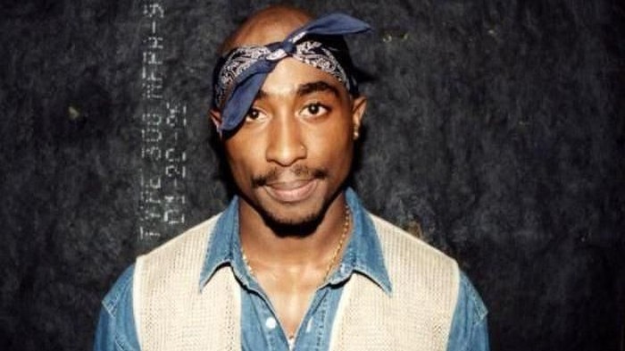 Siapa Tupac Shakur dan Apa yang Kita Ketahui tentang Pembunuhannya?