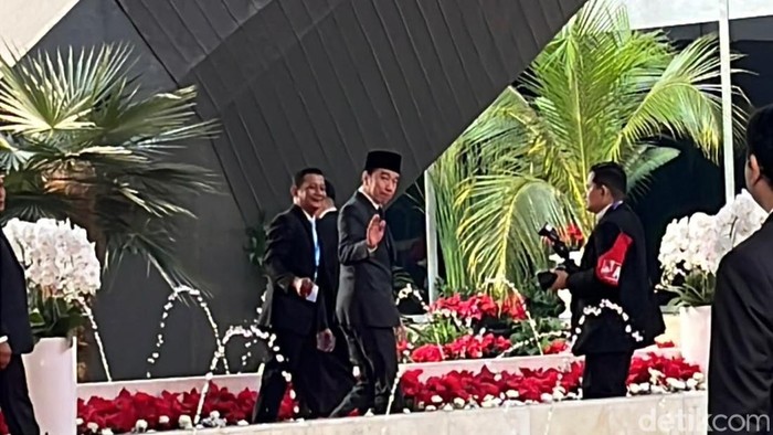 Jokowi Tiba di DPR, Hadiri Sidang Tahunan-Sidang Bersama 2026 Hari Ini