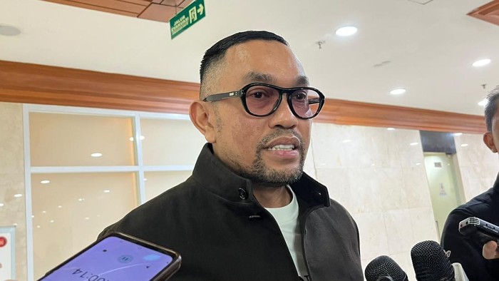 wakil-ketua-komisi-iii-dpr-ahmad-sahroni-1785822730689_169