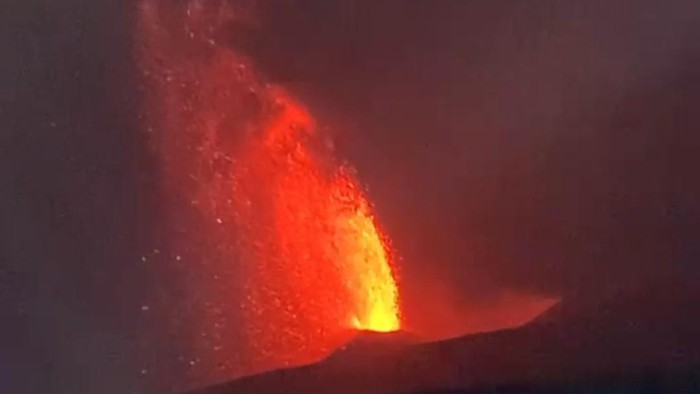 gunung-anak-krakatau-erupsi-1788601682354_169