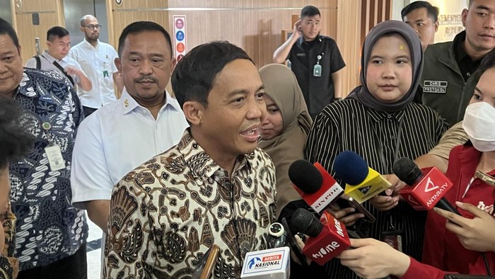 menhut-klarifikasi-soal-pertemuannya-dengan-bupati-kuansing-sebelum-ott-kpk-1783054648652_169