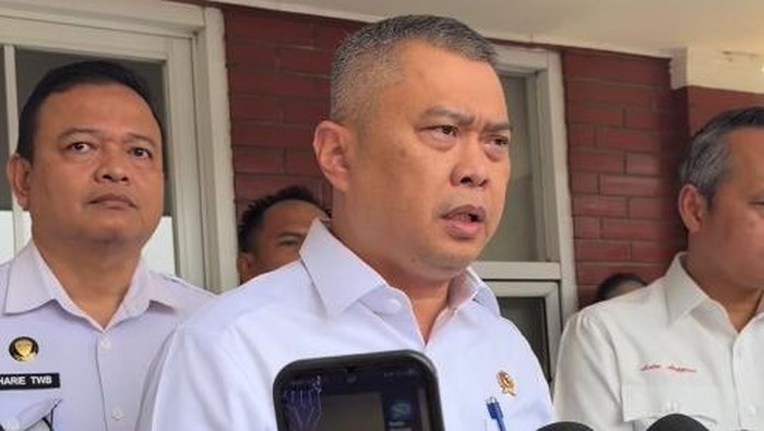 menteri-perhubungan-menhub-dudy-purwagandhi-1788765382947_169